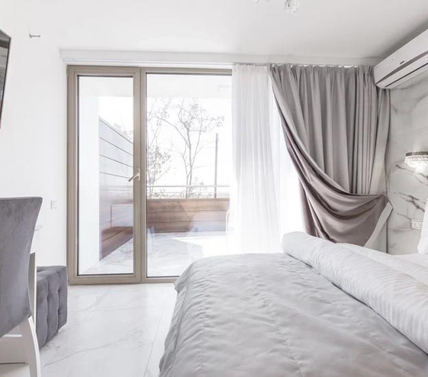 room thumbnail